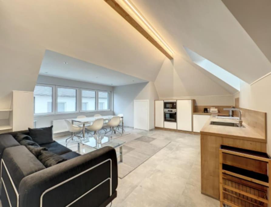 Apartment Large 2 Bedrooms In The Heart Of Limpertsberg - Limp3 *